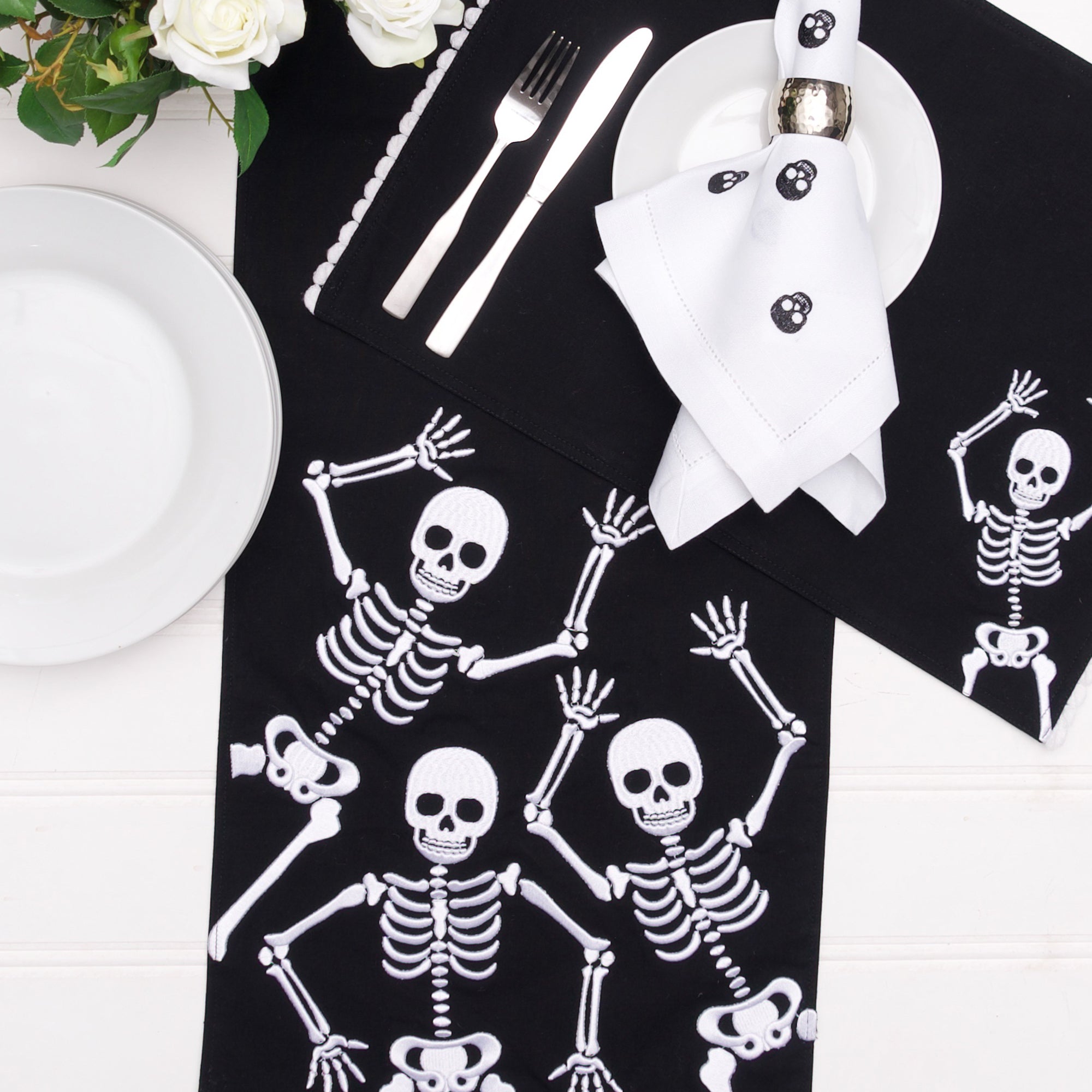 C&F ENTERPRISES クッション ハンドメイド ベア C&F Home Halloween Holiday – C&F Enterprises, Inc.
