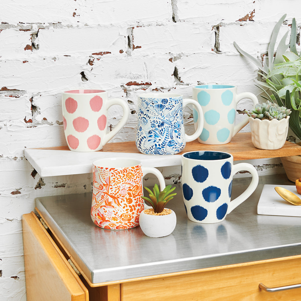 mugs