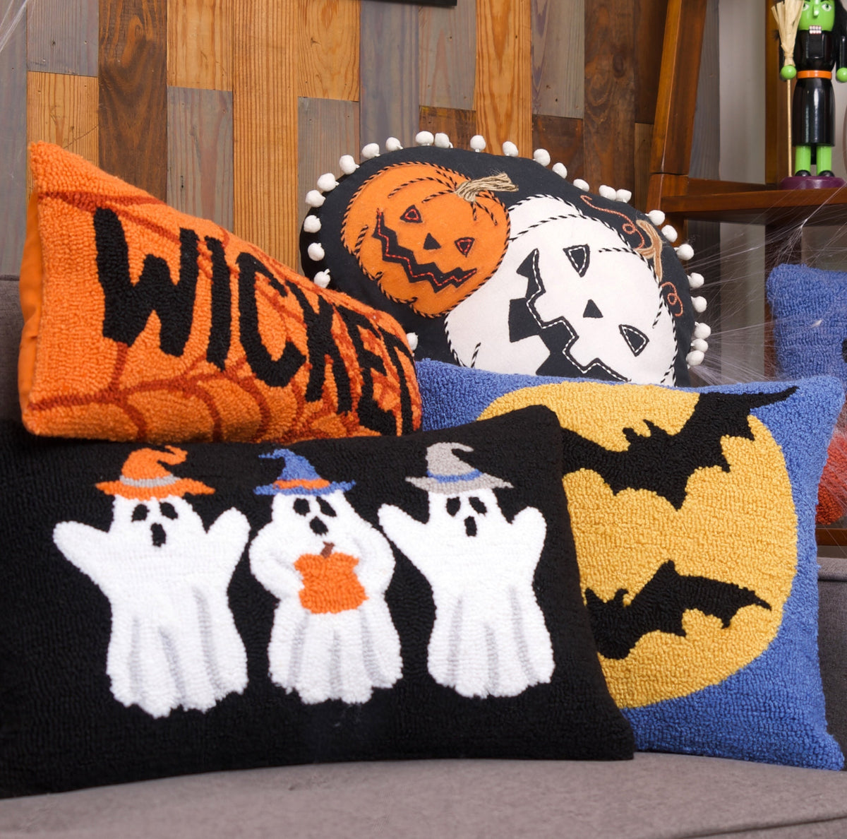 Decorative Pillows