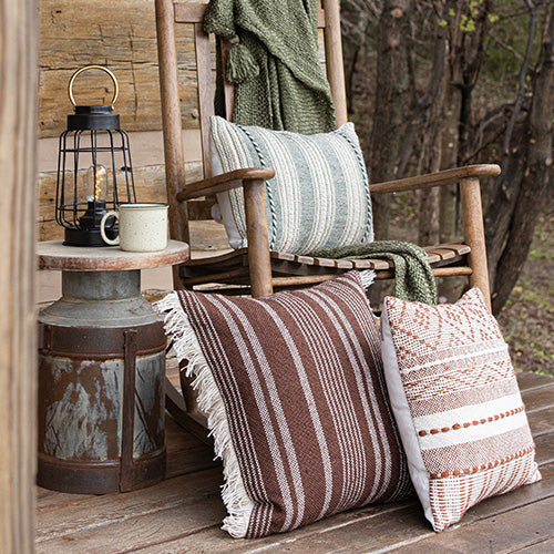 RUSTIC + NATURAL DECOR