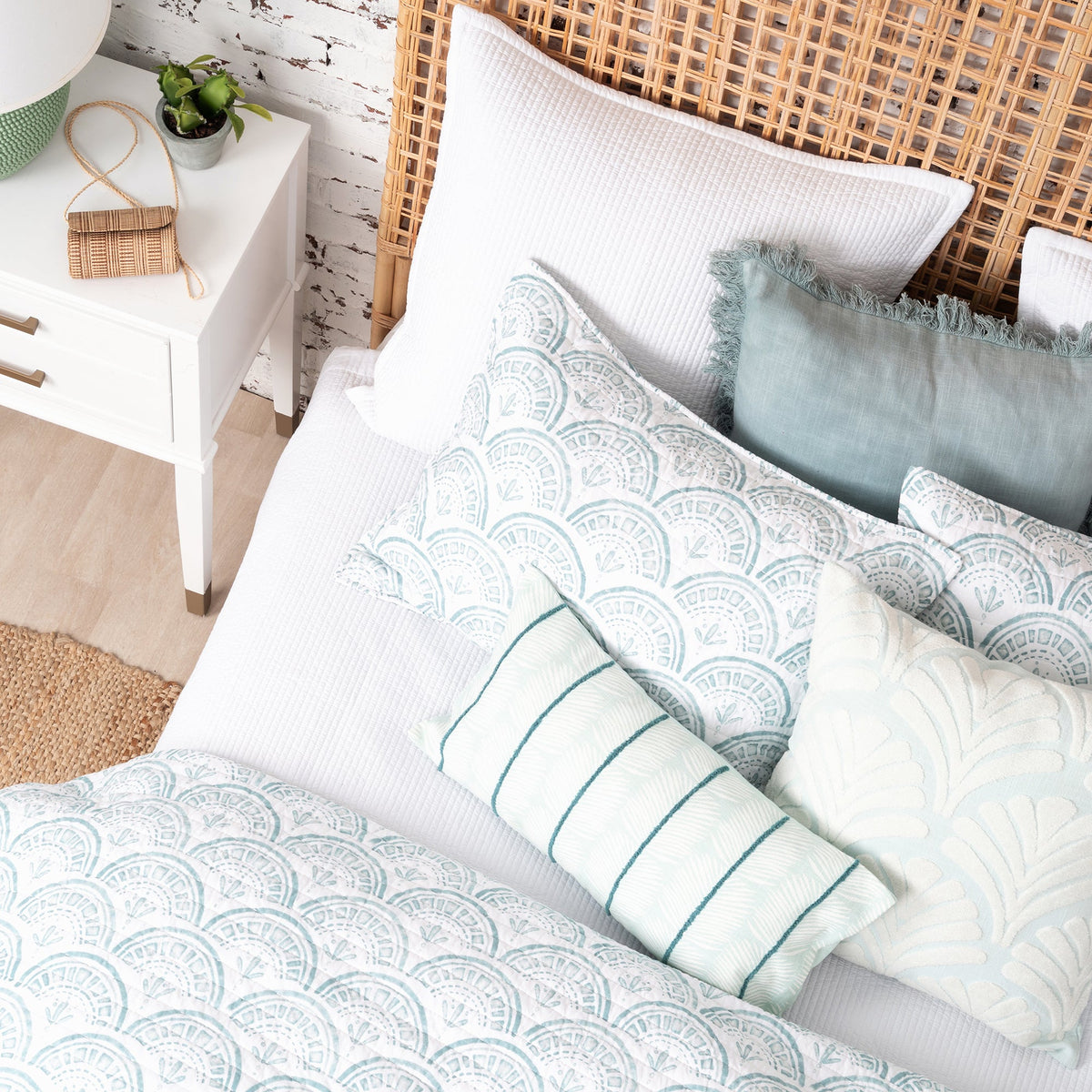 quilts & coverlets
